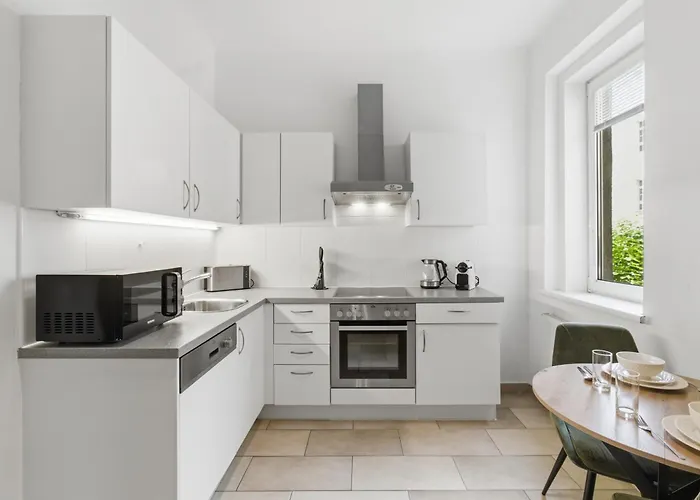 Апартаменти Bright - 3br - Fast Wifi - At Bus And Tram Station Відень