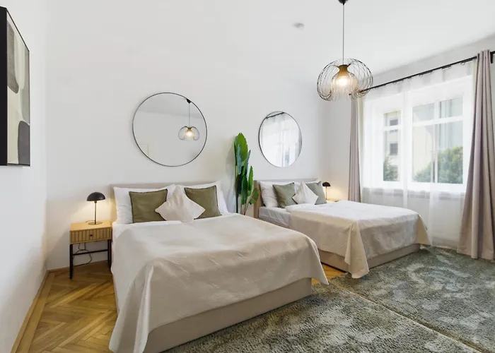 Bright - 3br - Fast Wifi - At Bus And Tram Station Апартаменти Відень